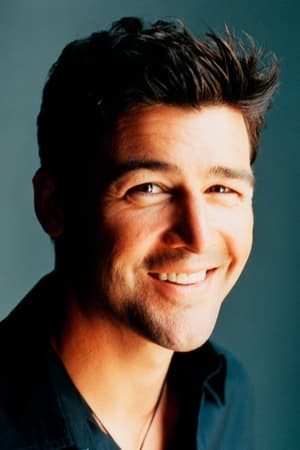 Kyle Chandler Image