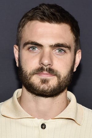 Alex Roe Image